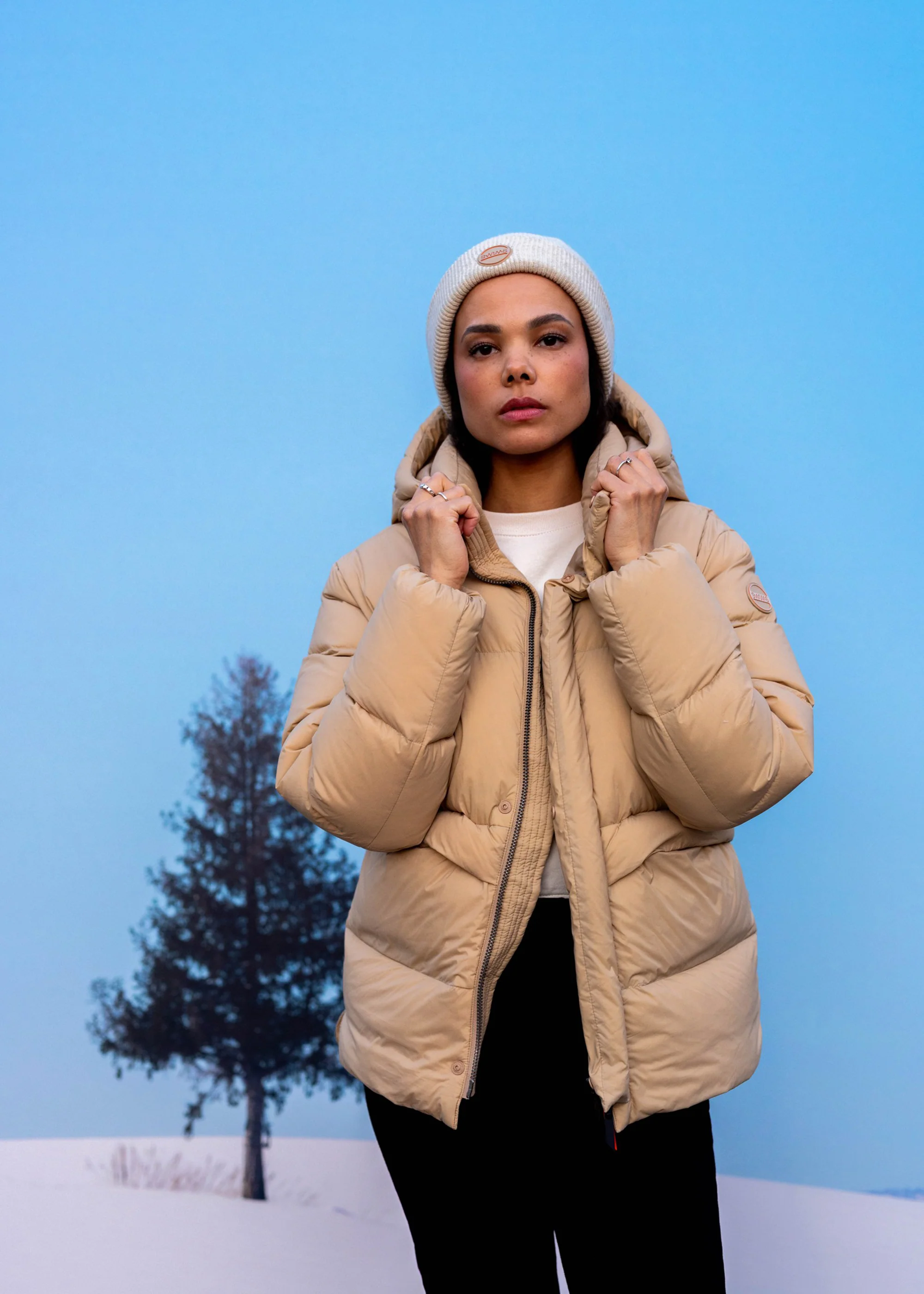 Shiga Down Jacket - Image 3